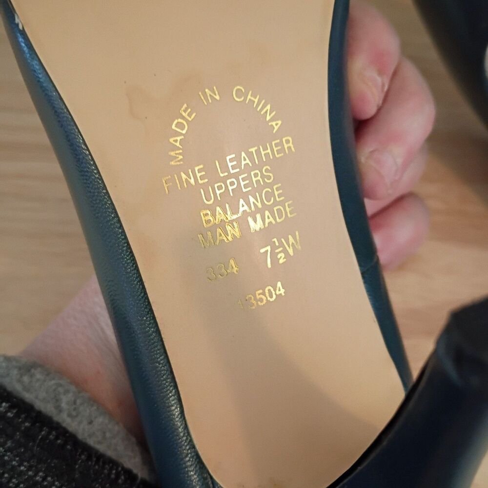 Newport News Easy Style Women's Fine Leather Blue Pumps Stiletto Heels 7.5 Wide - Picture 8 of 11